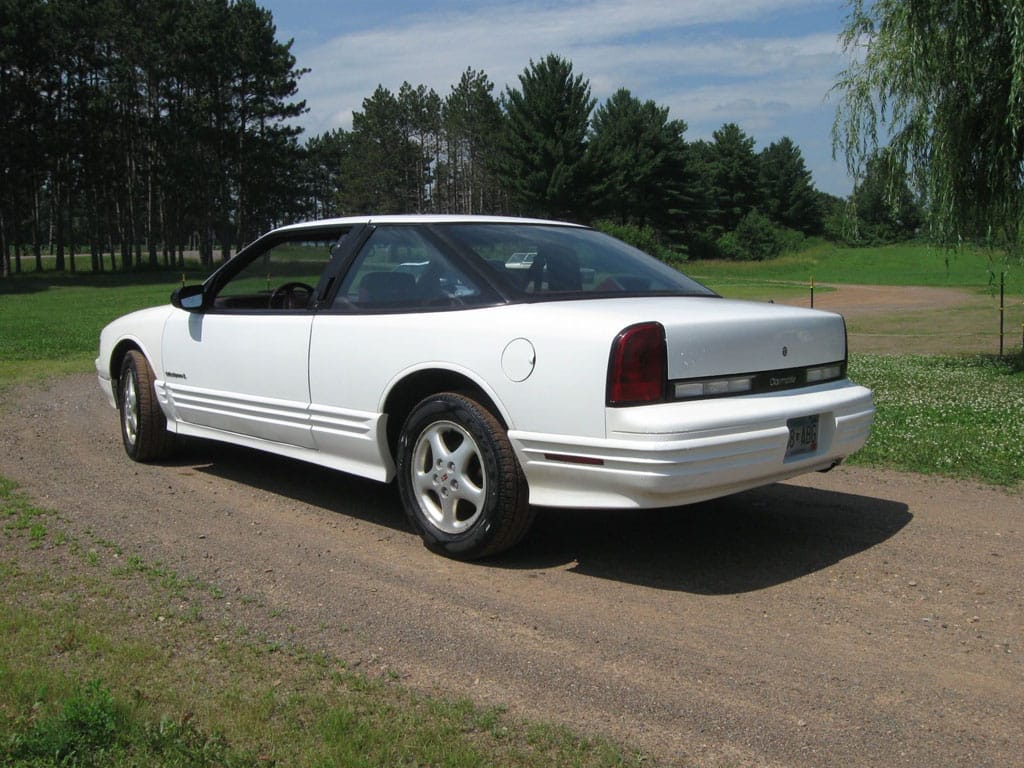 My Ex-Curbside Classic: Oldsmobile Cutlass Supreme - What's Wrong With This Picture? 6 2