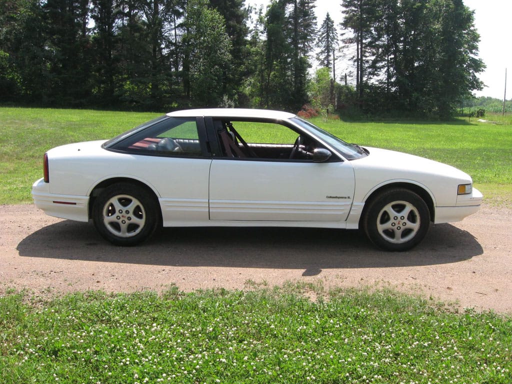 My Ex-Curbside Classic: Oldsmobile Cutlass Supreme - What's Wrong With This Picture? 2 3