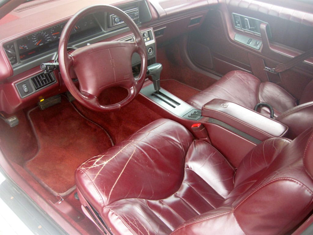 My Ex-Curbside Classic: Oldsmobile Cutlass Supreme - What's Wrong With This Picture? 4 4