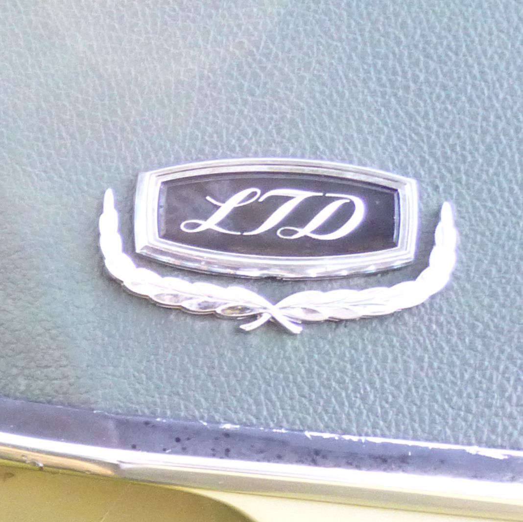 Thank You All For Your Great Car Buying Advice, But I Ignored It And Bought This Pristine 1972 Ford LTD Instead 10 CC 217 114 crop