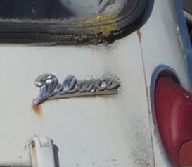The Austin 3 Litre’s distinctive twin-headlight nacelle was quickly guessed by KiwiBryce. Now who’s going to tell us what’s so Deluxe about this car?