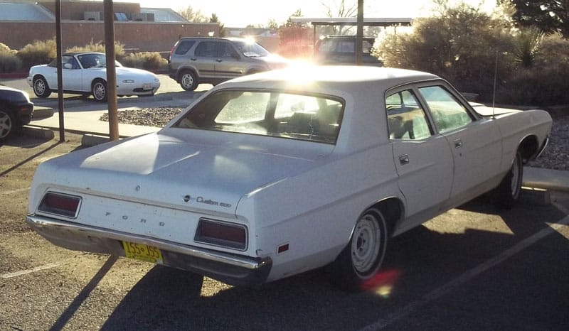 CC Outtake: 1971 Ford Custom 500- The Plain Tail Light Ford 1 Rear-3-quarter-2