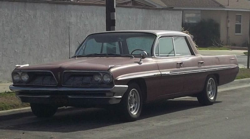 Curbside Classic: 1961 Pontiac Bonneville - Fifth Place Today, But Look Out Tomorrow! 1 Image of a 1961 Pontiac Bonneville parked by the curbside