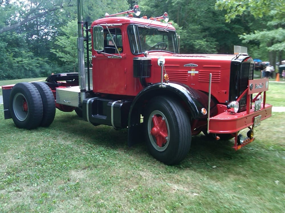 Car Show Classic: 1957 Brockway 260 - The Big Nor'easter 11 1957Brockway04