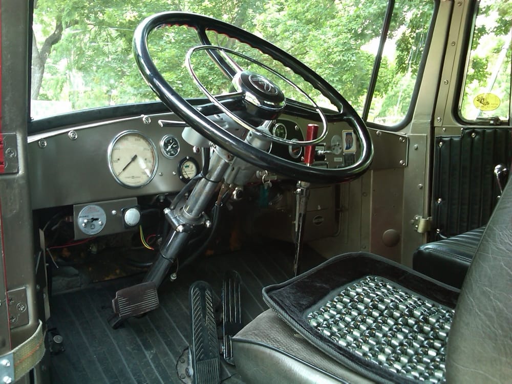 Car Show Classic: 1957 Brockway 260 - The Big Nor'easter 5 1957Brockway07