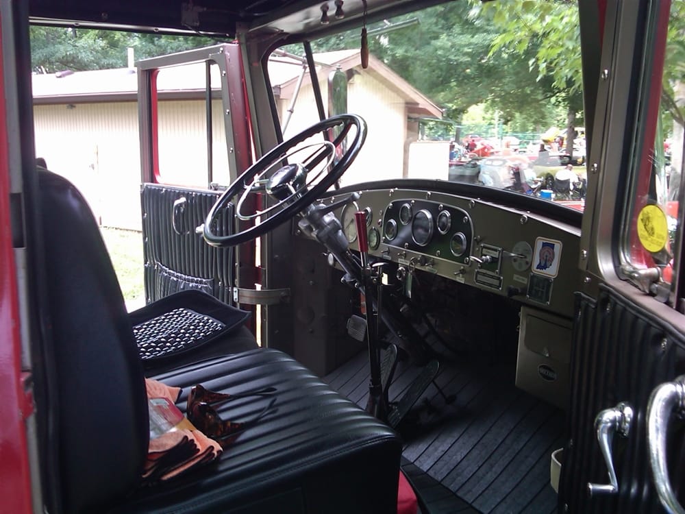 Car Show Classic: 1957 Brockway 260 - The Big Nor'easter 9 1957Brockway10