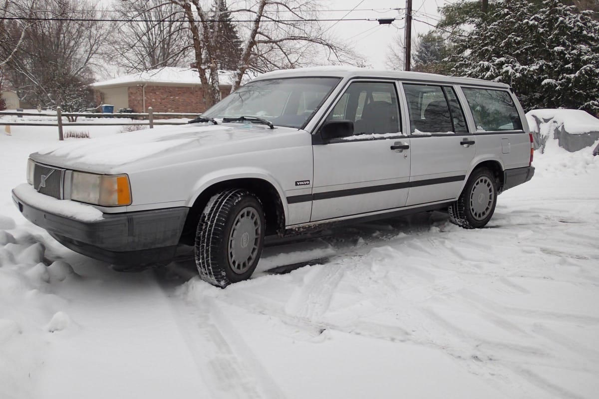 Dear Ms. Laura,  I wanted to inform you that I am the most recent owner of your 1991 Volvo 740 Estate. As you are the original purchaser of my newest [&hellip;]