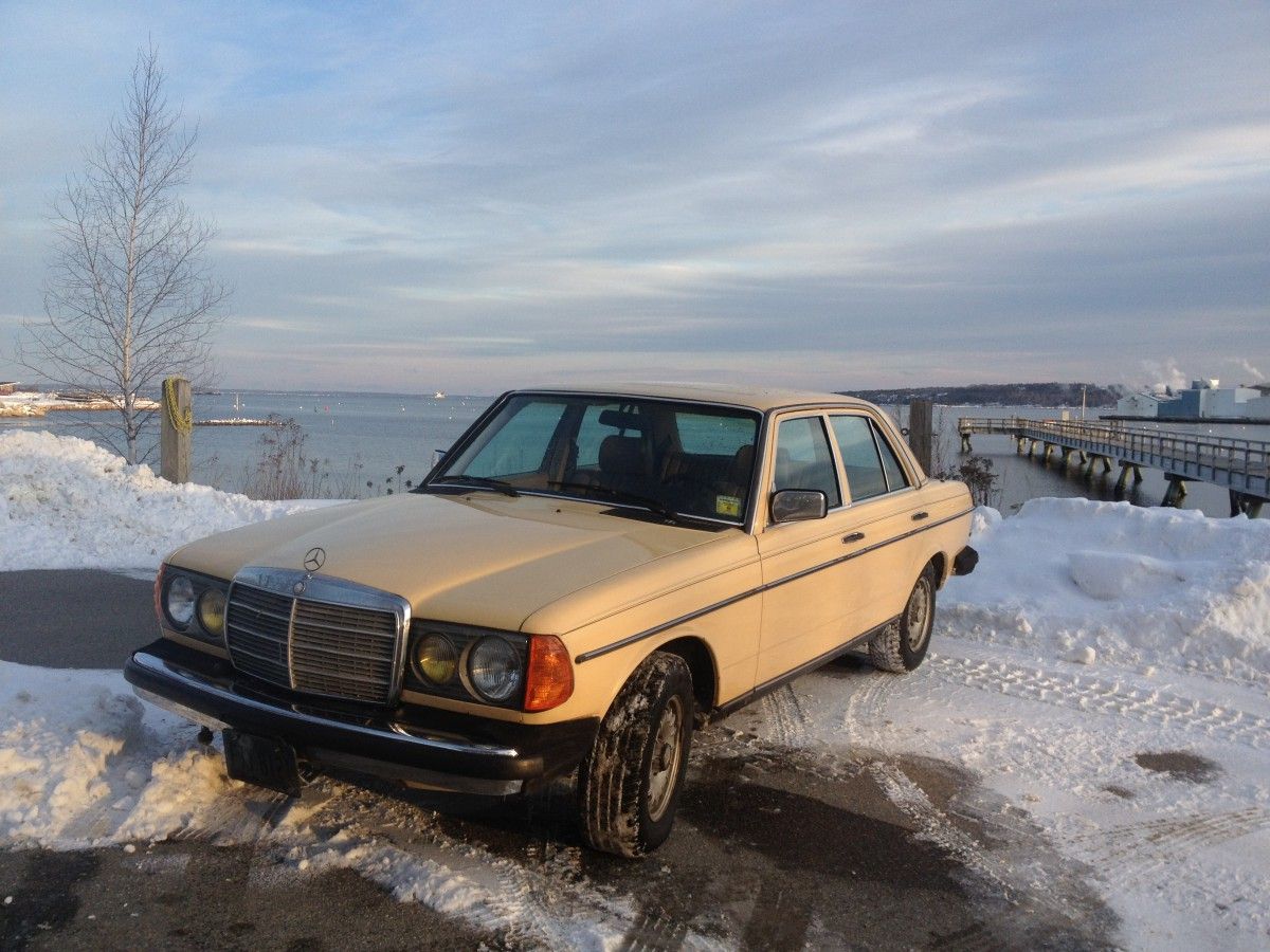 (first posted 3/13/2014)    If anyone wants to know why the Mercedes W124 and W201 were considered so influential in their day, consider their predecessor, the W123.  Conservative even by [&hellip;]