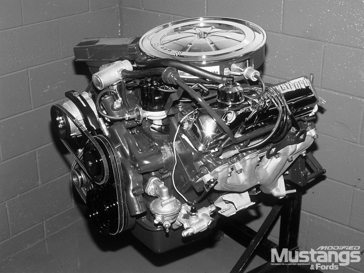 mufp_0108_16_+carroll_shelbys_mustangs+_cobra_jet_428_engine