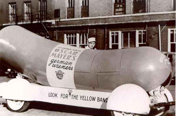 OscarMayer_Wienermobile1936