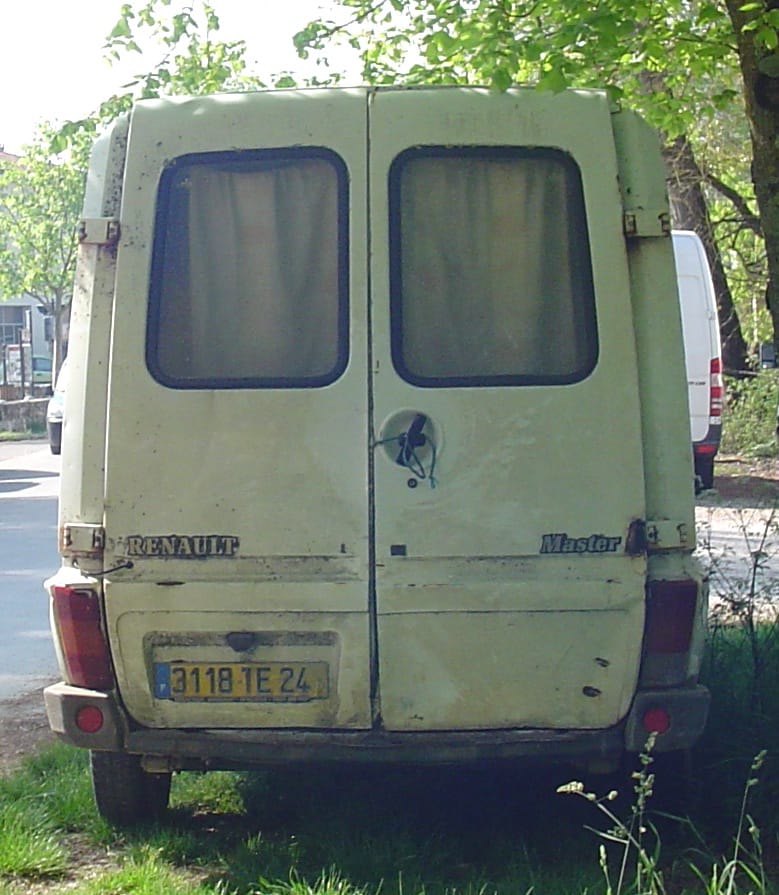 Curbside Classic - 1980 Renault Master - It Does What It Says On The Tin(Box) 5 Renault_Master_4