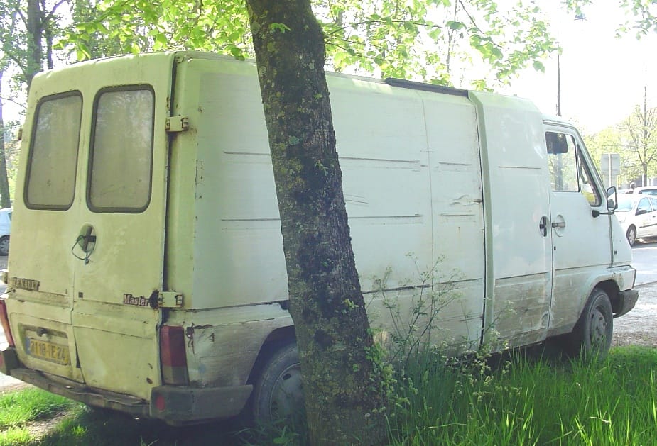 Curbside Classic - 1980 Renault Master - It Does What It Says On The Tin(Box) 2 Renault_Master_5