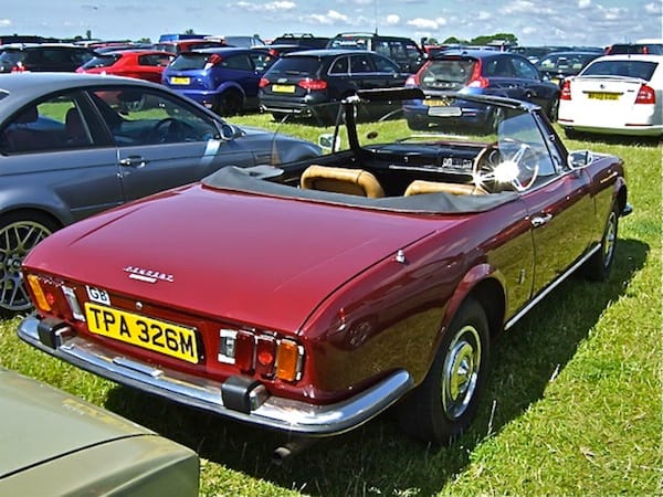 Cohort Sighting: DIY Model Change 3 peugeot504_2