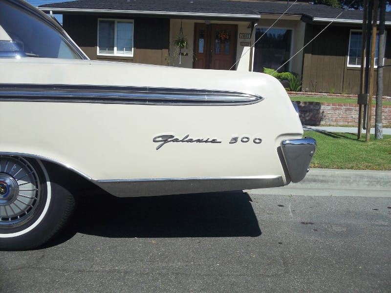 Curbside Classic: 1962 Ford Galaxie 500 Town Sedan - Chrome Spears and Gunsights 5 Arch 500
