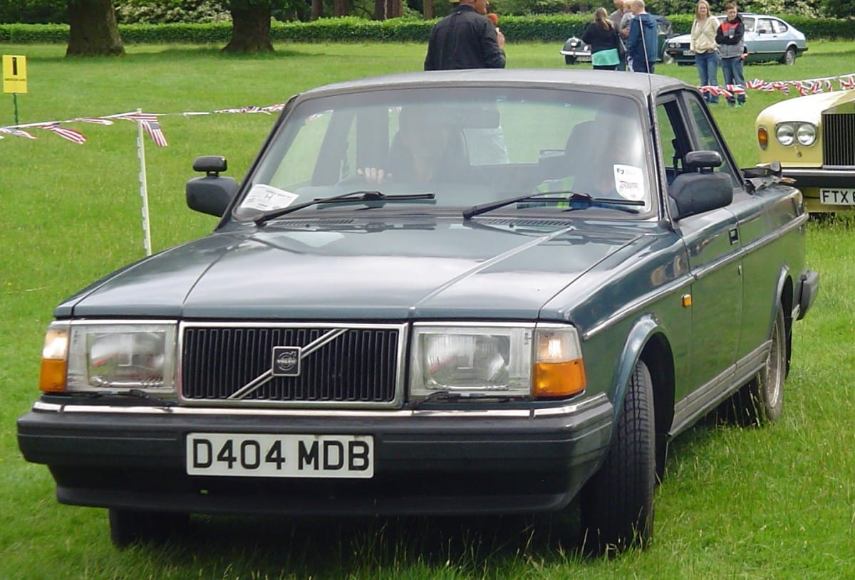 Carshow Outtake: 1986 Volvo 240 conversion – An Answer To A Question That Has Yet To Be Raised 1 Volvo pickup_2