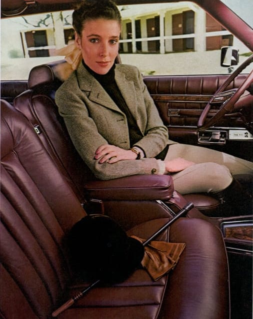 Brochure Classics: The Ladies of Broughamville 6 1980 Lincoln Versailles 05