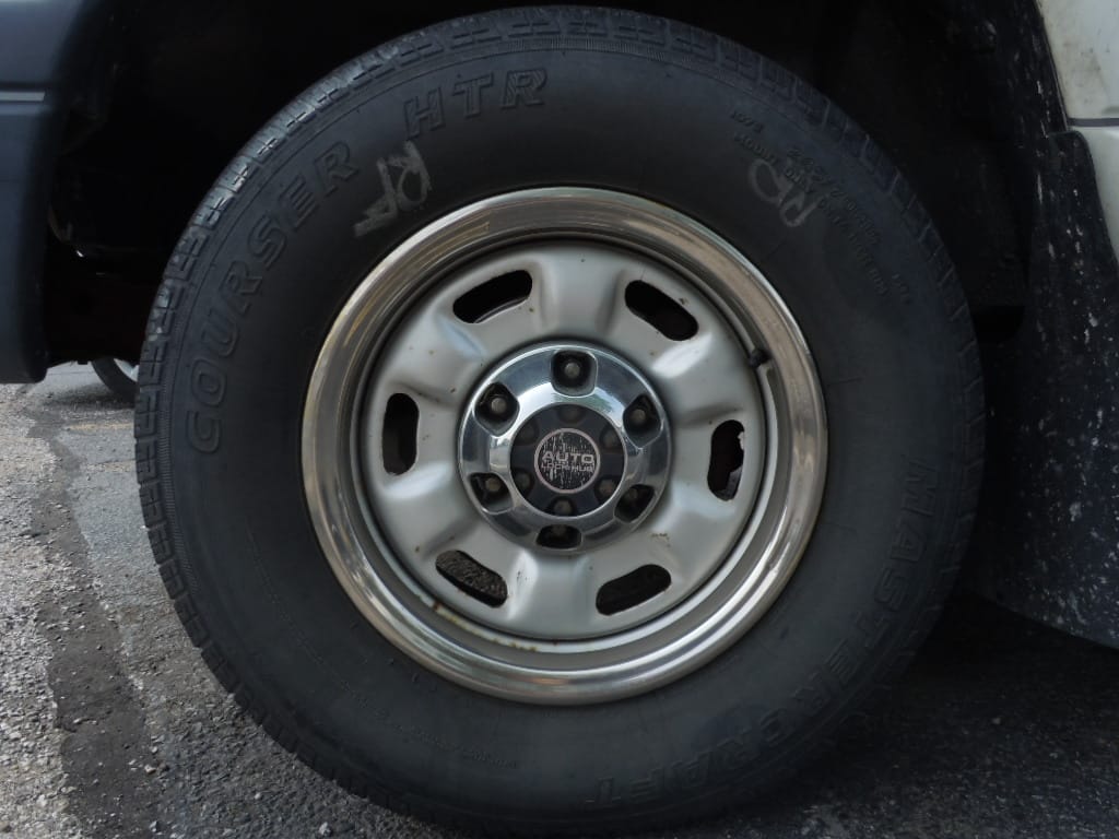 Curbside Classic: 1992 Isuzu Trooper - The Cult SUV You Forgot About 16 2014-08-05 14.33.40