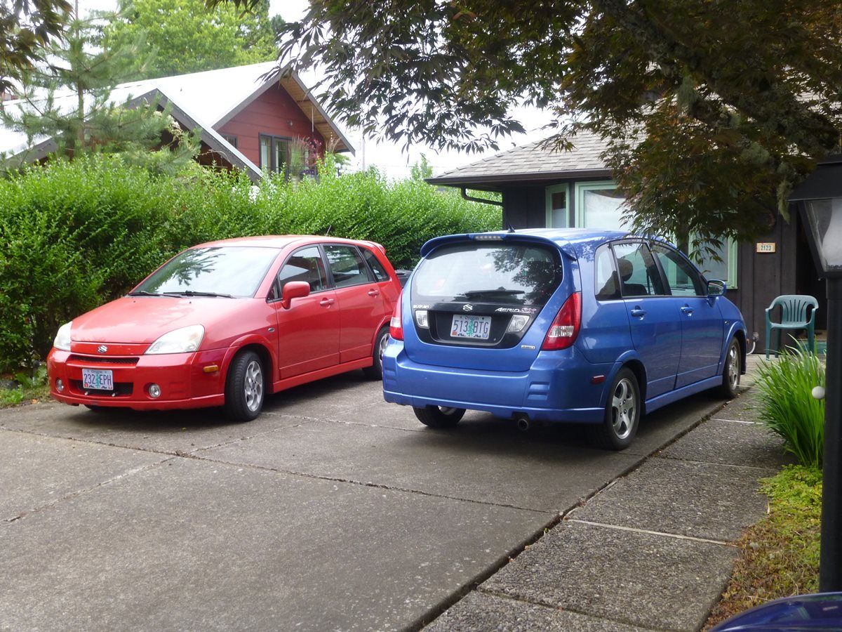 (first posted 8/29/2014)        On of my neighbors seems to rather like Aerios. And what’s not to like, if you like tall, narrow roomy boxes on little wheels? [&hellip;]