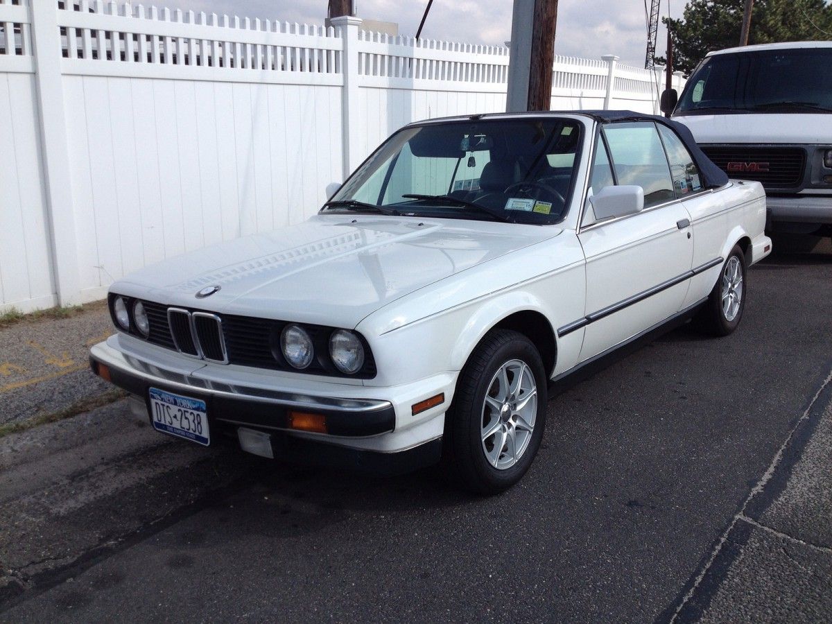 I’ve mentioned before that there are five or six beat up E30 convertibles within about a mile of my apartment near Indiana University; well, another school year’s brought the number [&hellip;]