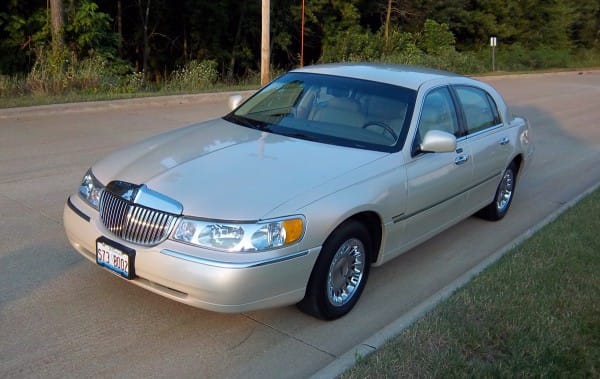 As of this writing (10-06-2014) I have had my 2000 Lincoln Town Car Cartier nearly a year. It was purchased on Columbus Day 2013, which was October 14. As today [&hellip;]