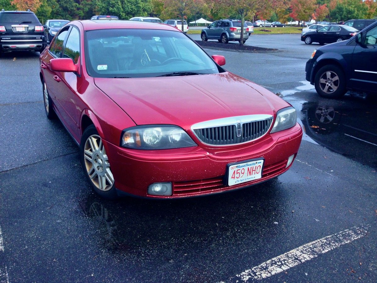 (first posted 11/7/2014)     Most people, when they hear the word Lincoln, immediately think one of two things: Abraham Lincoln or the Lincoln Town Car. Now because we’re talking strictly cars, [&hellip;]