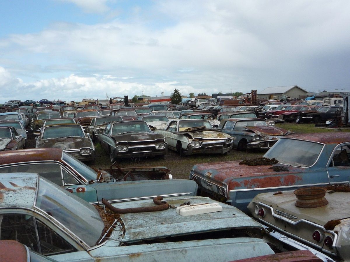 It had to happen, sooner or later. The “Official CC Graveyard“, which became widely known after my posts on them went viral, is going to be liquidated. The first ten cars [&hellip;]