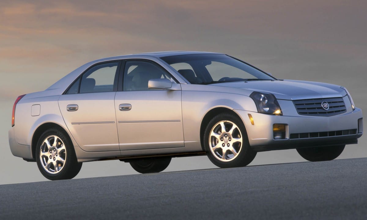 Future Curbside Classic: 2006-11 Cadillac DTS - A Letter to GM 4 2004-cadillac-cts-right-front-1