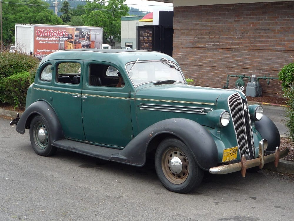 (first posted 12/7/2011)    If I had a magic wish, one of them would be to be able to get into every Curbside Classic I find and take it for a [&hellip;]
