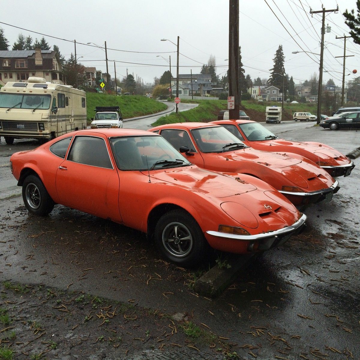 What do you do when you own a rare buzz-bomb?  Arrange a play date with peers, among other things. Seeking out proper company takes some effort on an owner’s part, but [&hellip;]