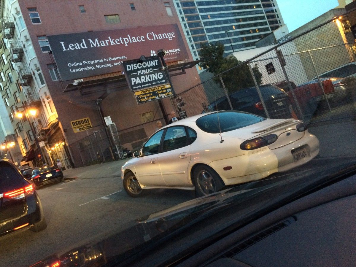 ford taurus SHO