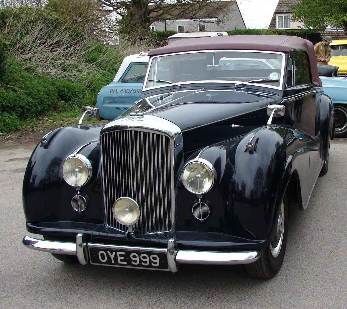 Carshow Classics: FBHVC Drive It Day – So, We Went To The Pub! 31 1954 bentley r type-2