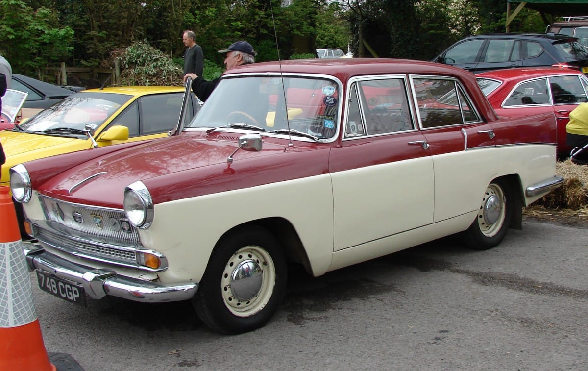 Carshow Classics: FBHVC Drive It Day – So, We Went To The Pub! 10 1961austincambridge