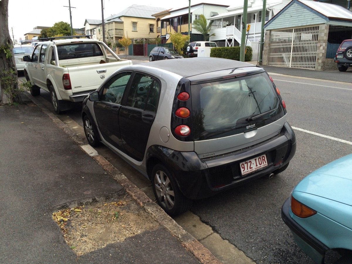 Curbside Capsule: 2004-06 smart ForFour – Not Dumb, Just Different 3 smart forfour (1)