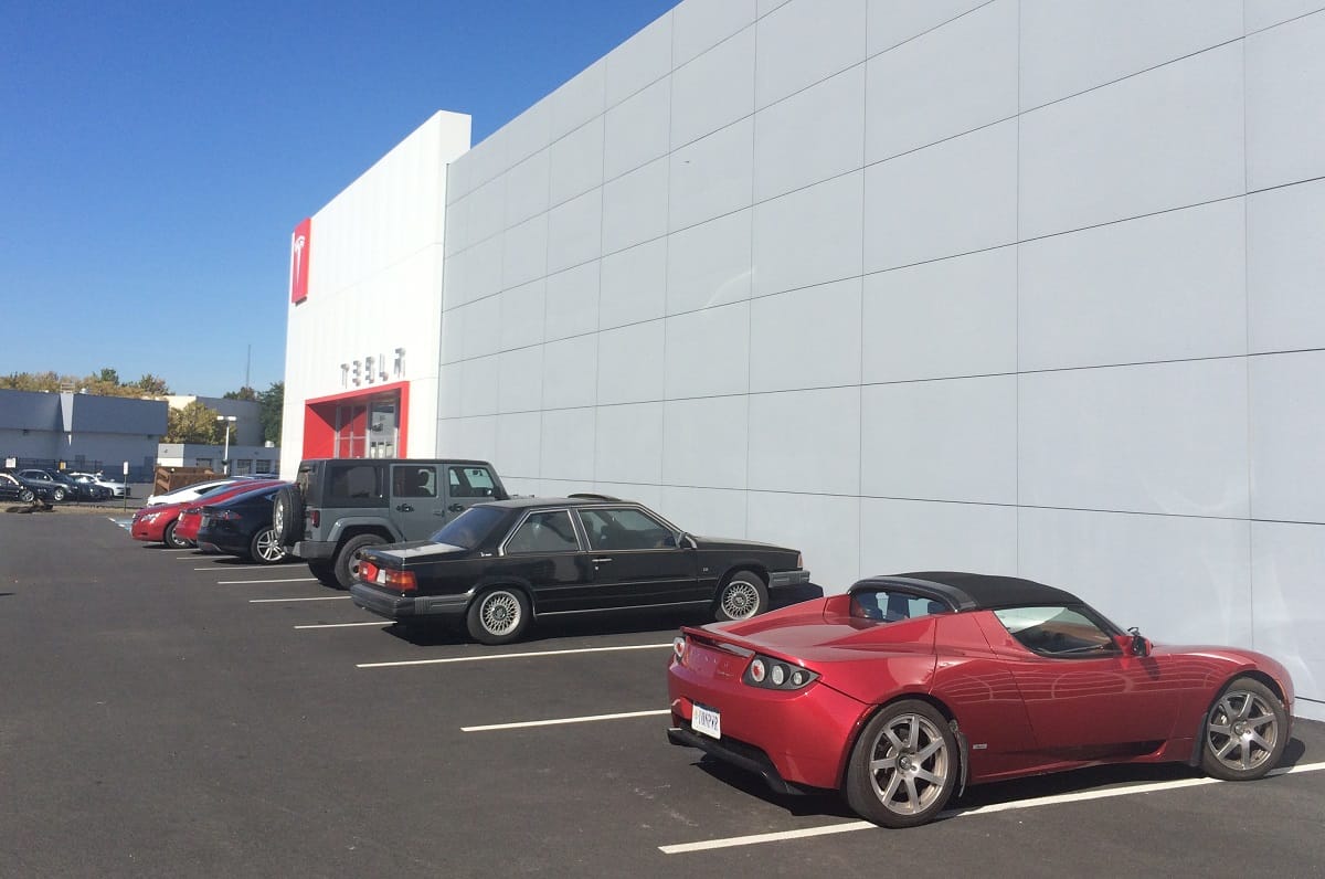 &nbsp; Now that the hoopla over the 30th anniversary of Back To The Future and the DeLorean’s moment in the spotlight has started to subside, Curbsiders can appreciate the 30th anniversary of another car unappreciated in its [&hellip;]