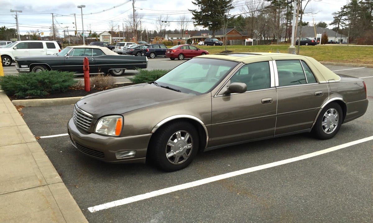 CC Outtake: 1967 & 2000 Cadillac DeVilles – A Photo-Bombing Ancestor IMG 3512