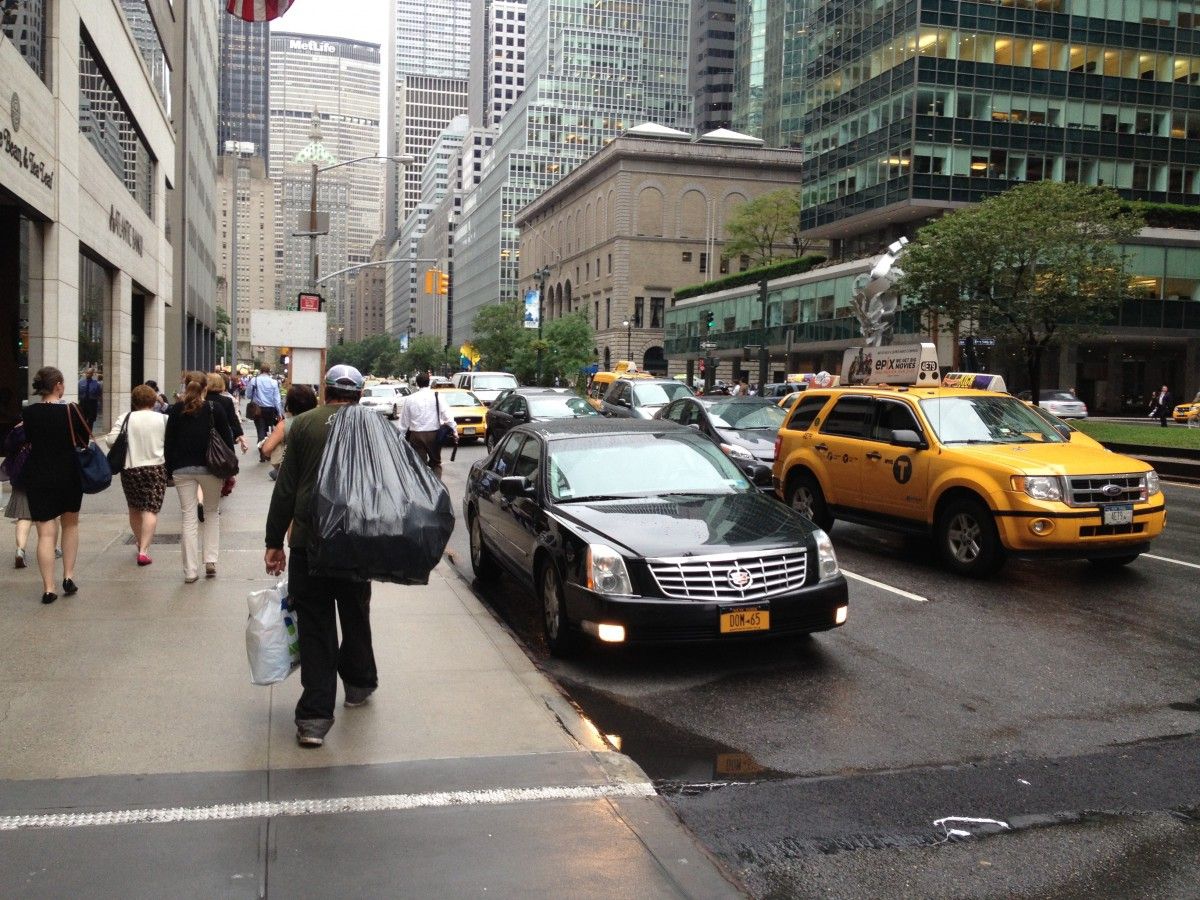 Future Curbside Classic: 2006-11 Cadillac DTS - A Letter to GM 25 cadillac dts nyc 2