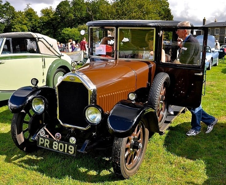 Curbside Outtake: 1926 Humber 14/40 Saloon – Waiting For A Sunny Day 4 1926 humber14-40.5