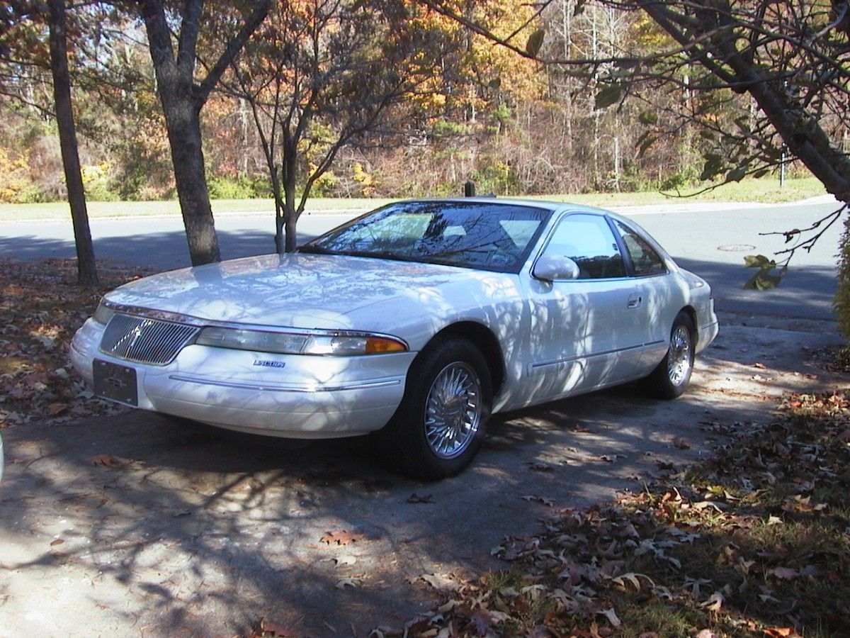 COAL: 1996 Lincoln Mark VIII - The Would-Be Keeper 9 FrontQuarterDriveway
