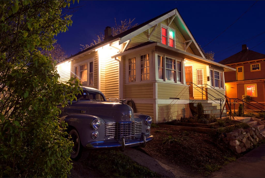Curtis Perry posted this shot that he took just this past Saturday night. It’s titled “Bible Club PDX”. I had too Google it to find out that it’s a recently [&hellip;]