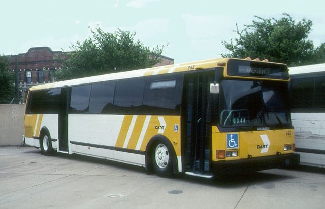 Bus Stop Classic: Grumman 870/Flxible Metro – An Early Stumble, But a Successful Recovery 4 DART 965
