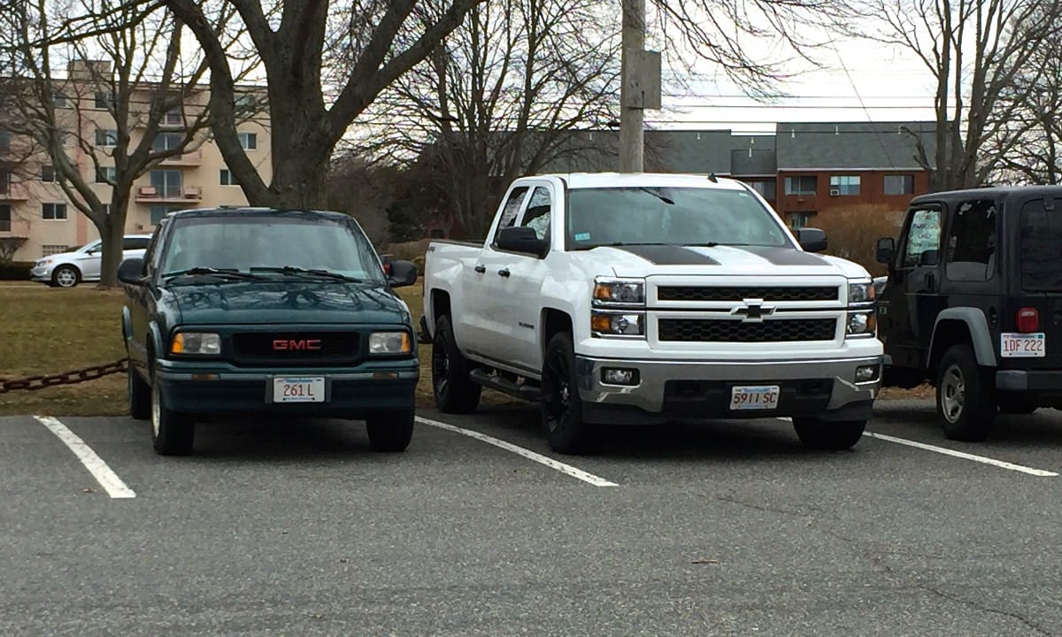 Wordless Outtake: Fun-Sized or Super-Sized? IMG 4802