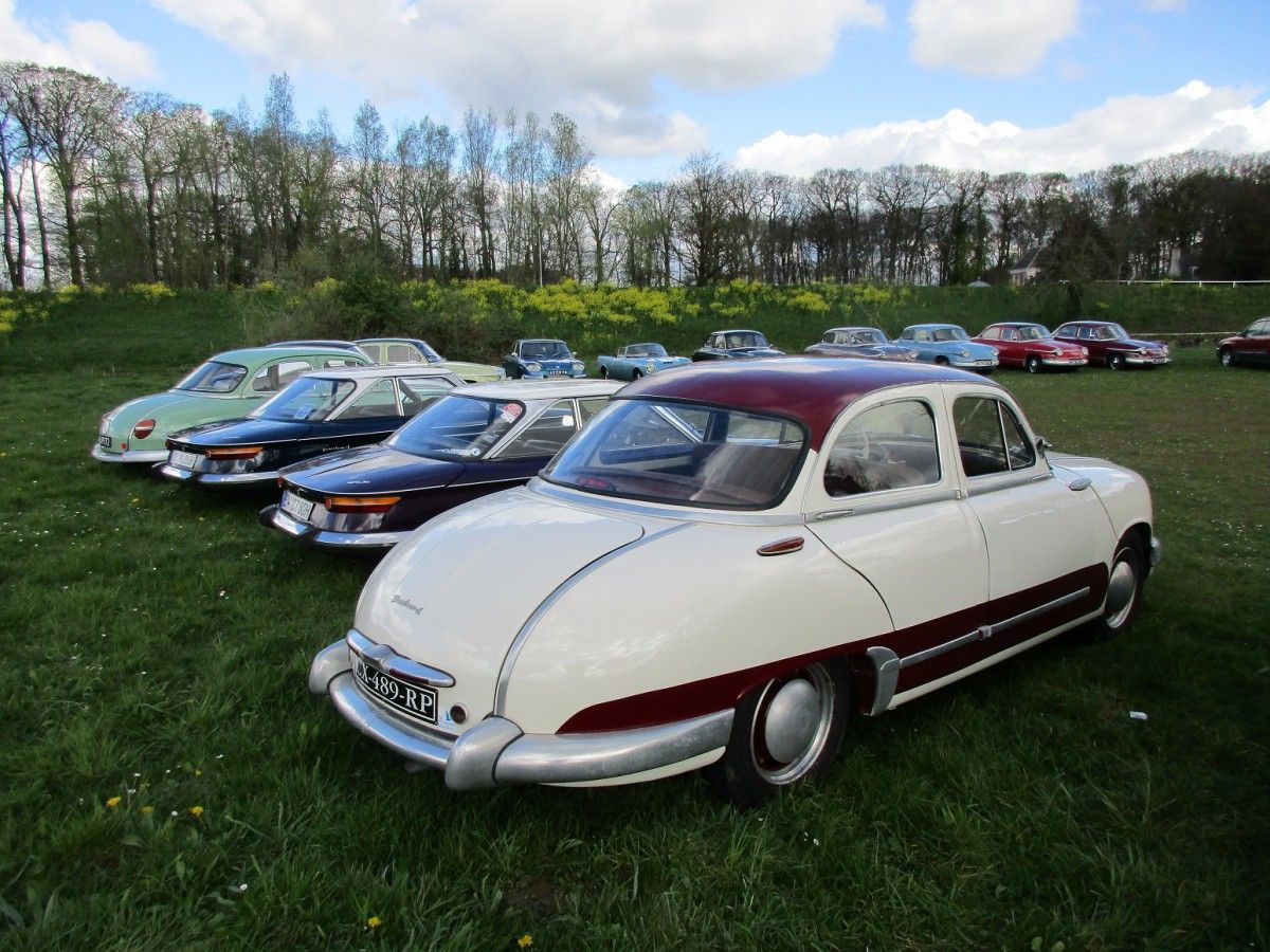 On sunday 17th april the Dutch Panhard Automobile Club started the 2016 trip season at a location nearby. French Panhards: rare and special, so you know you just have to [&hellip;]