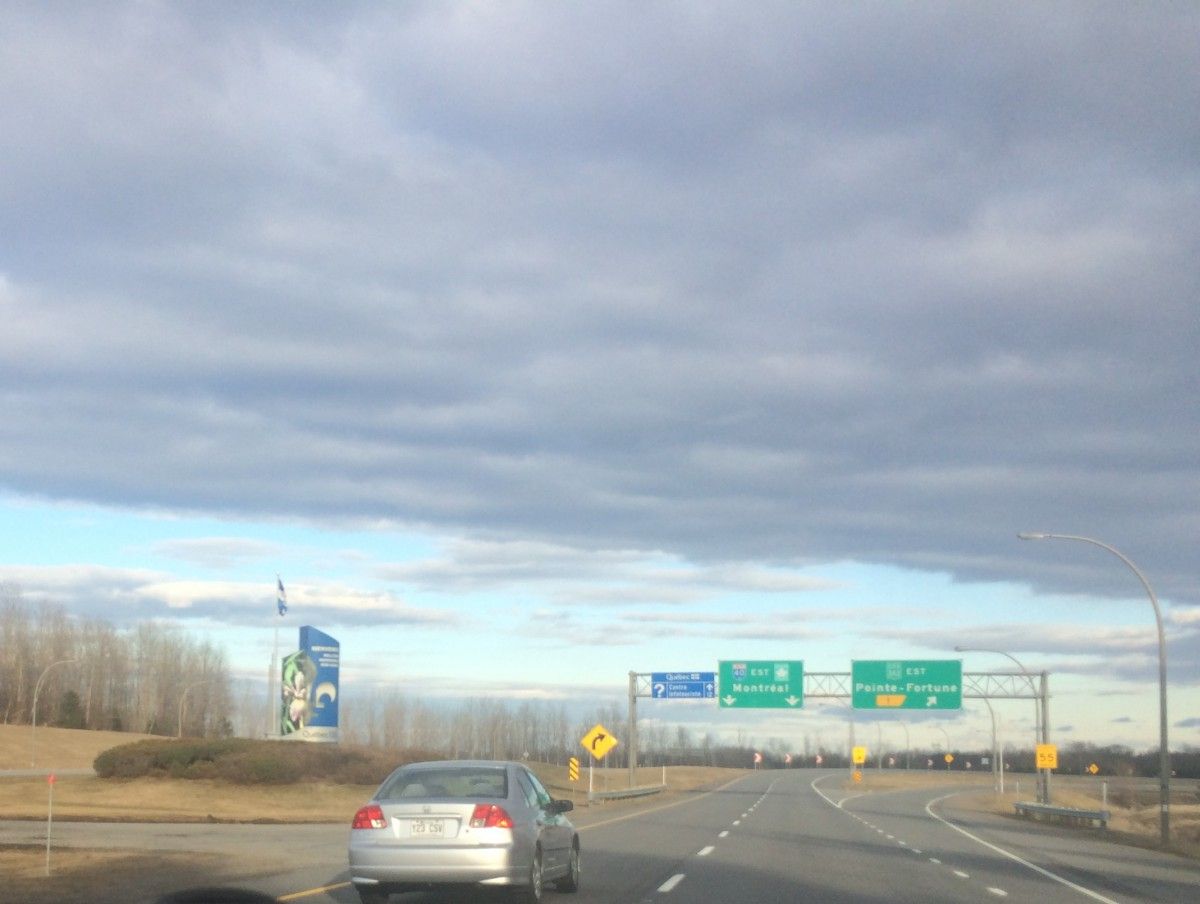 Quebec-Ontario Border