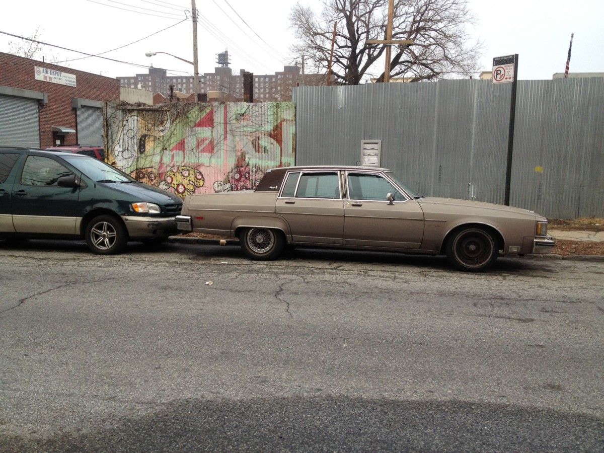 (first posted 7/24/2016)     Just by looking at this Oldsmobile Ninety-Eight, I can absolutely understand the fascination among many automotive enthusiasts – including a vast number of Curbsiders – for full-size [&hellip;]