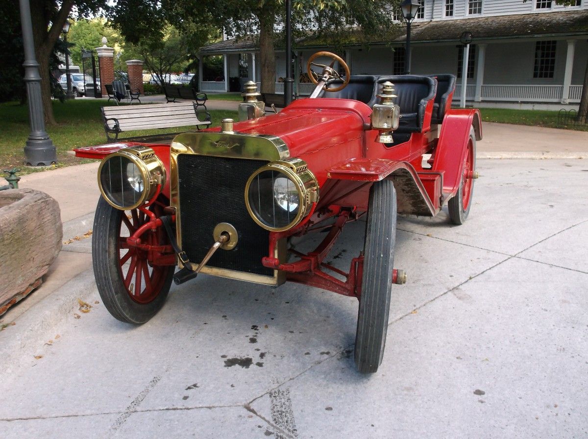 (first posted 9/26/2016)    A gigantic red roadster from the first decade of the 20th century is not typical fodder for this website, but I was so bowled over by its [&hellip;]