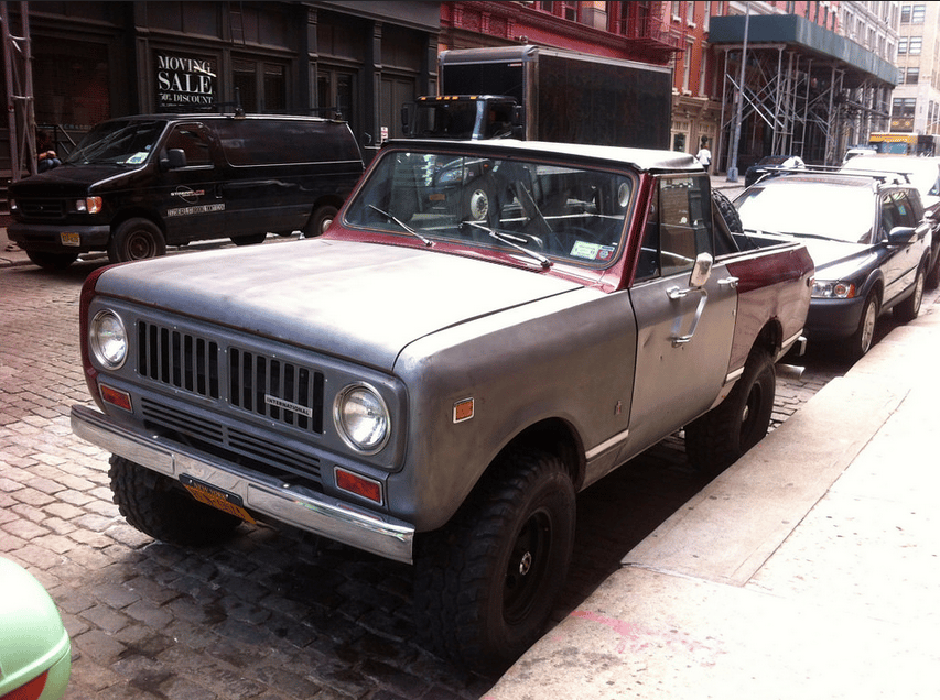 Last week, Jim Grey showed us a Corvette parked on the street in NYC, and with a good dose of bumper rash. Well, here’s counterpart to that; a sturdy Scout [&hellip;]