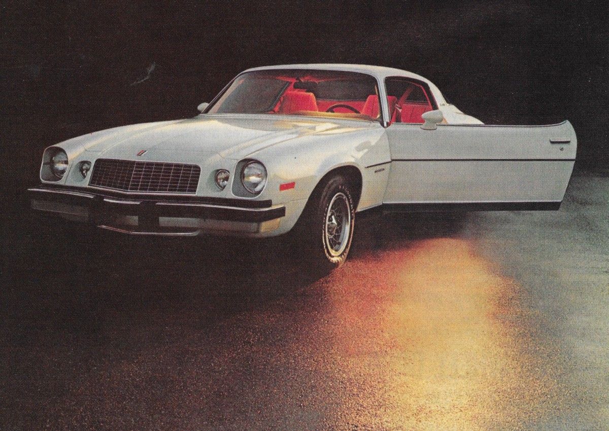 (first posted 9/30/2016)   Advertisers assumed the best way to reach an audience of car enthusiasts back in the 1970s was with print ads, and Motor Trend’s New Car Issues in [&hellip;]