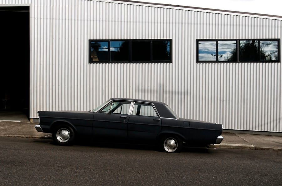 We haven’t shared anything from Curtis Perry for a while, so let’s do a few of his recent postings. The first one is a splendid composition, of this flat black [&hellip;]