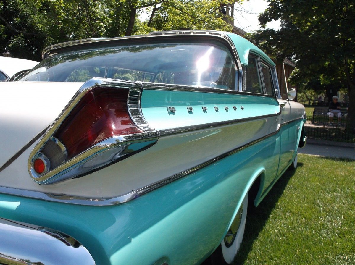 (first posted 11/28/2016)    The history of the automobile is riddled with fascinating anecdotes involving spectacular failures in addition to the successes of popular folklore.  Mercury’s story is more often sad [&hellip;]