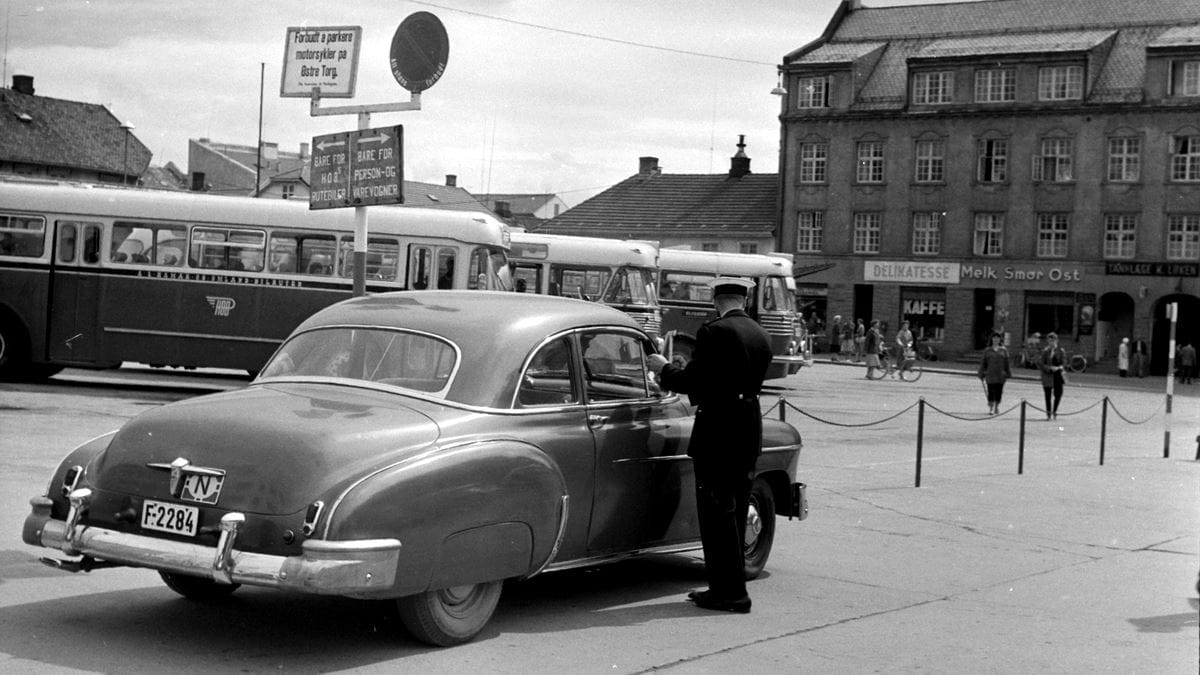 &nbsp; (first posted 2/24/2017)    These lovely snaps come from the VW Vortex forum, which has a near 500-page thread of vintage car pics. They were posted by an Oslo-based member [&hellip;]